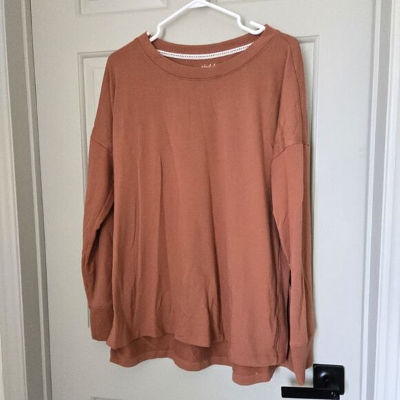 Wonderly Studio Long Sleeve Sweatshirt Size L - Picture 1 of 5